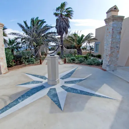 Villa Santa Maria Naousa (Paros)